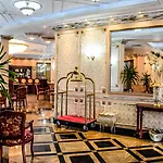 Hotell Karolina 4*