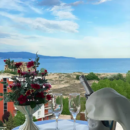 Hotell Karolina Slăntjev Brjag