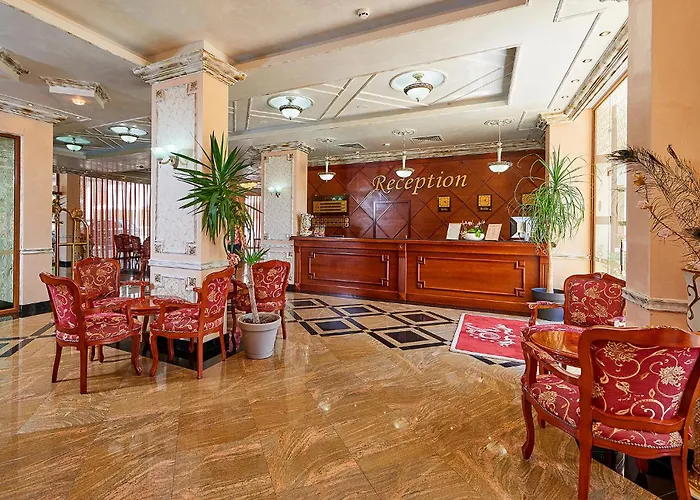 Karolina Отель 4*